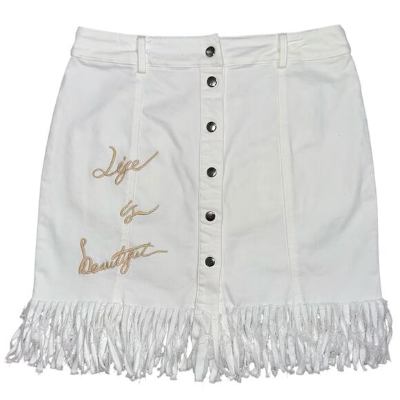 Gianni Bini Dresses & Skirts - Gianni Bini White Denim ‘Life Is Beautiful’ Fringe Snap Front Mini Skirt Size M